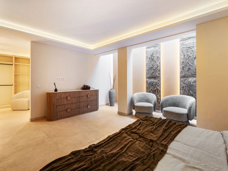 Villa for Sale in Nueva Andalucía, Malaga 24