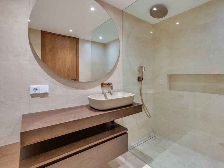 Villa for Sale in Nueva Andalucía, Malaga 29