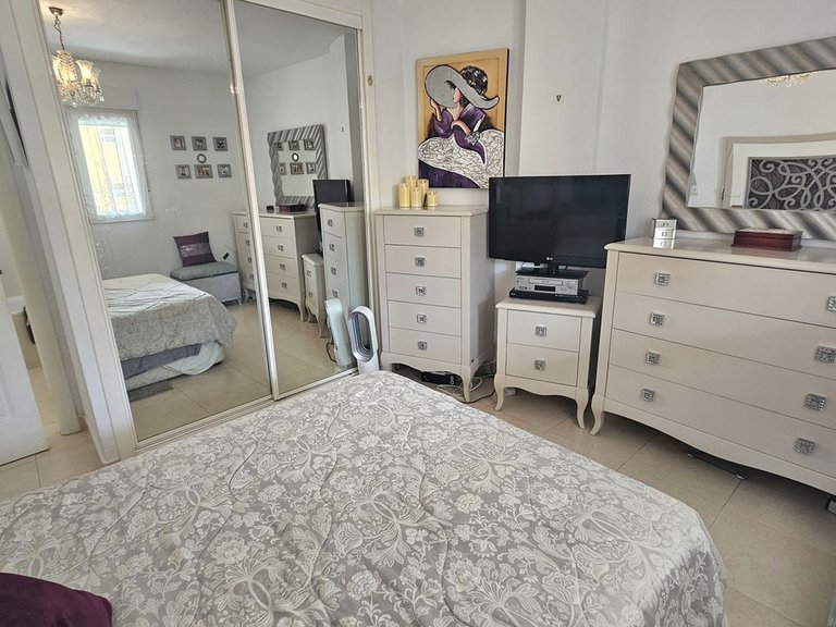 Apartment for Sale in Calahonda, Malaga 11