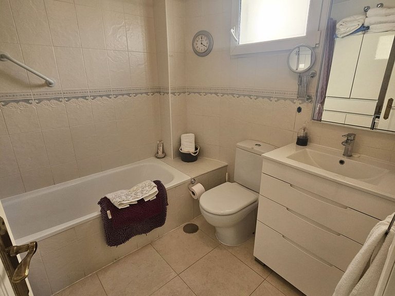 Apartment for Sale in Calahonda, Malaga 12
