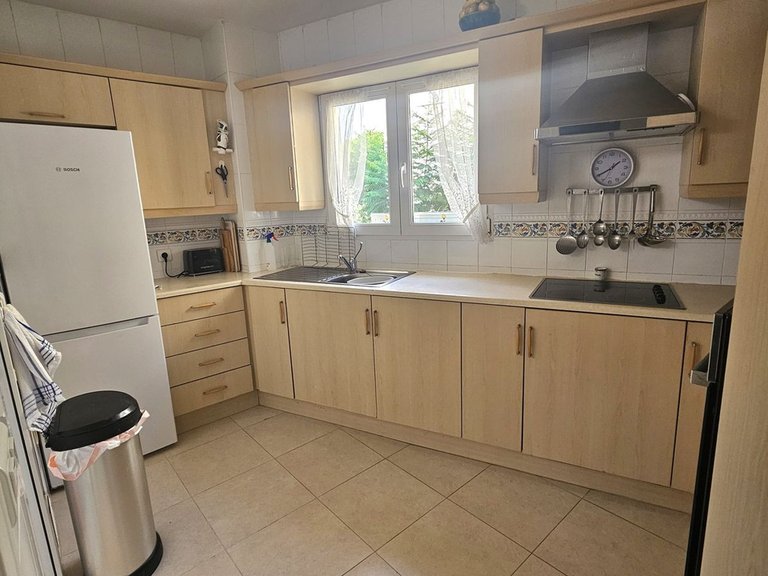 Apartment for Sale in Calahonda, Malaga 8
