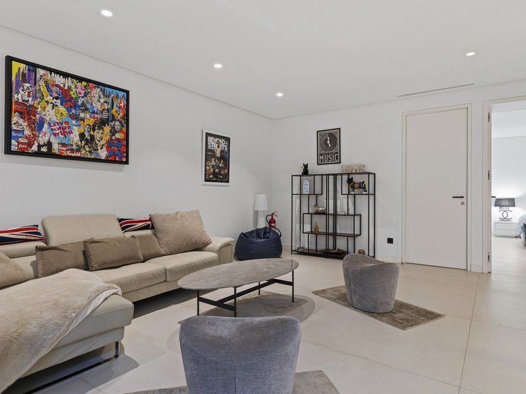 Villa for Sale in San Pedro De Alcántara, Malaga 17