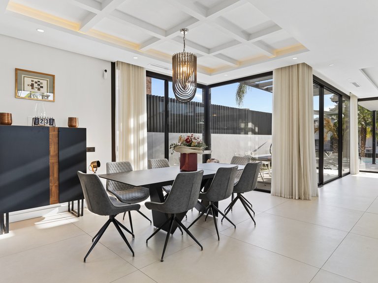 Villa for Sale in San Pedro De Alcántara, Malaga 2