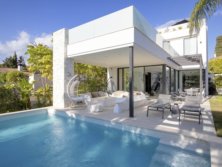 Villa for Sale in San Pedro De Alcántara, Malaga 32