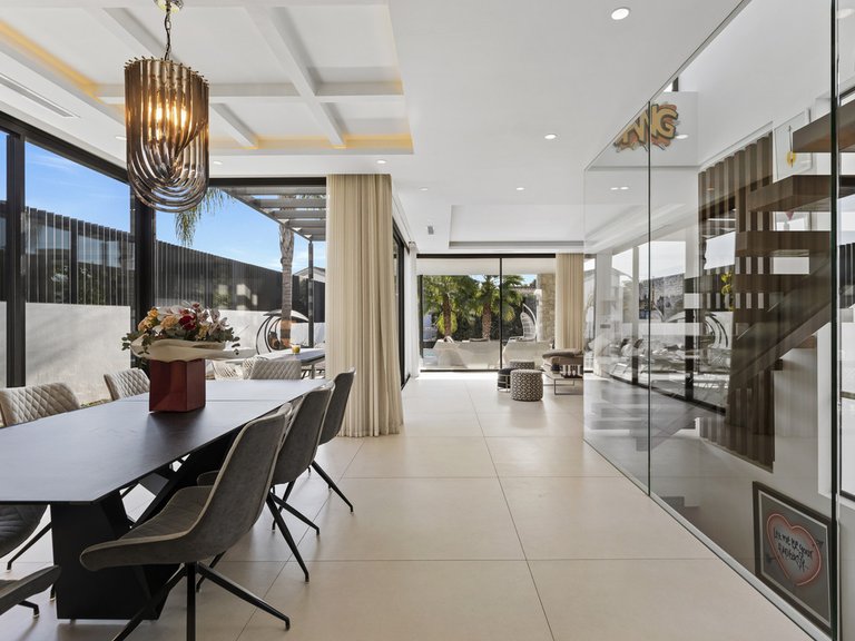 Villa for Sale in San Pedro De Alcántara, Malaga 8