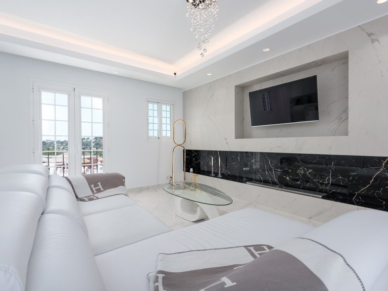 Villa for Sale in Nueva Andalucía, Malaga 18