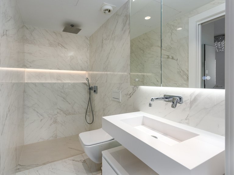Villa for Sale in Nueva Andalucía, Malaga 24