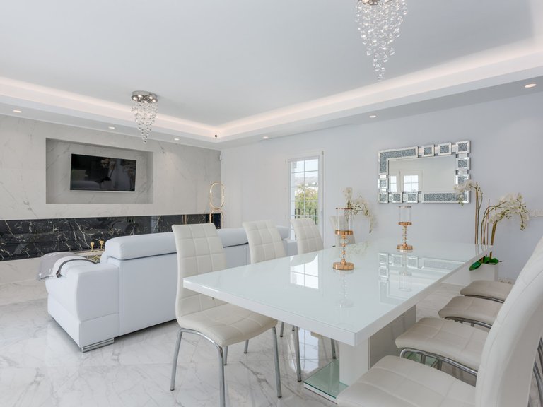 Villa for Sale in Nueva Andalucía, Malaga 3