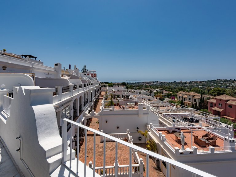 Villa for Sale in Nueva Andalucía, Malaga 33