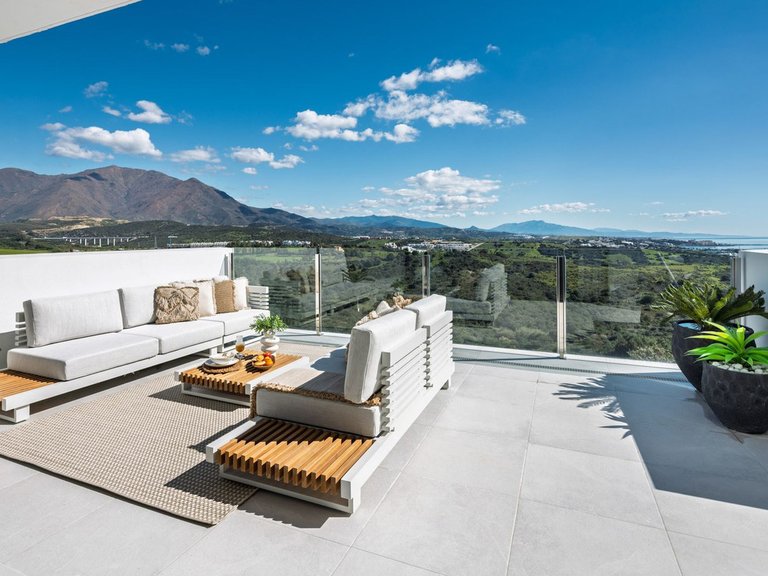 Penthouse for Sale in Costa del Sol Casares Playa, Malaga 5