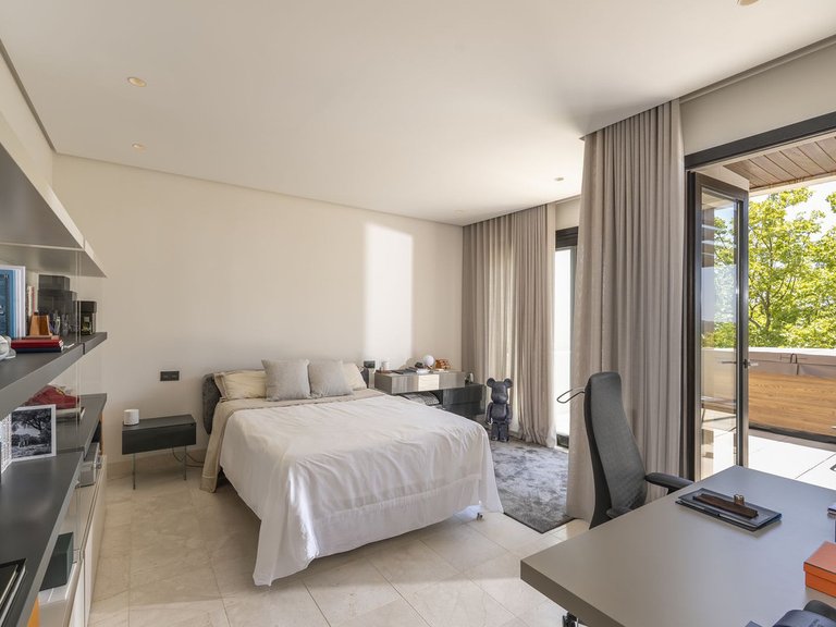 Villa for Sale in Sotogrande, Cadiz 16