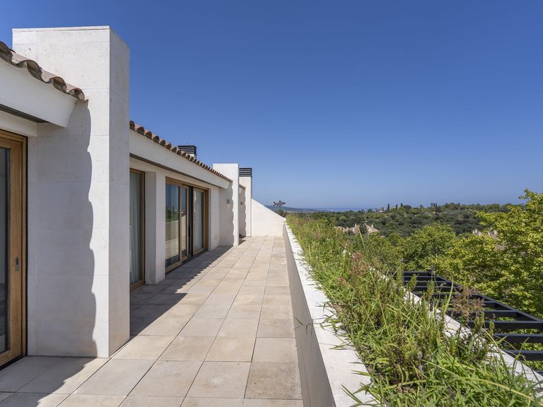 Villa for Sale in Sotogrande, Cadiz 32