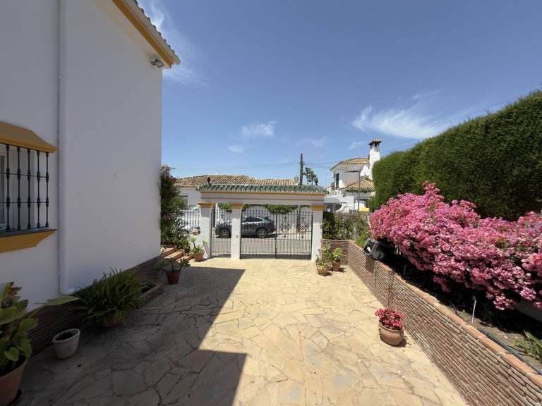 Villa for Sale in San Pedro De Alcántara, Malaga 10