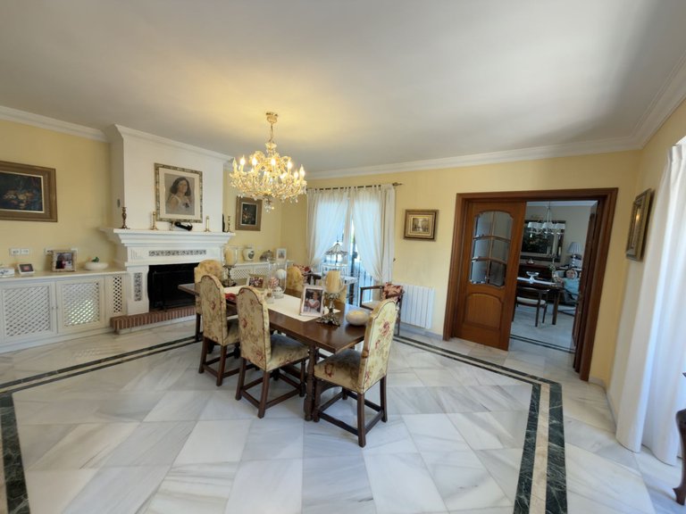 Villa for Sale in San Pedro De Alcántara, Malaga 18