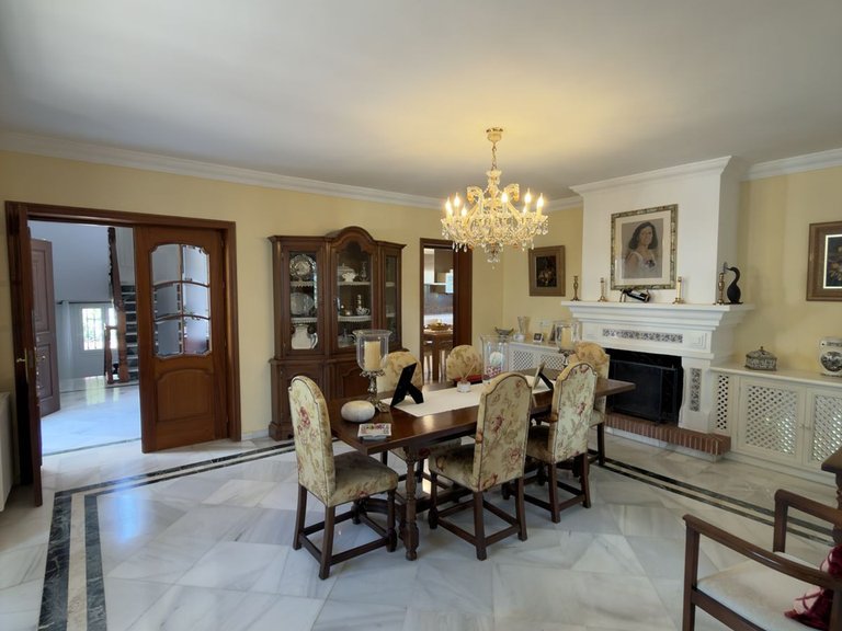 Villa for Sale in San Pedro De Alcántara, Malaga 22