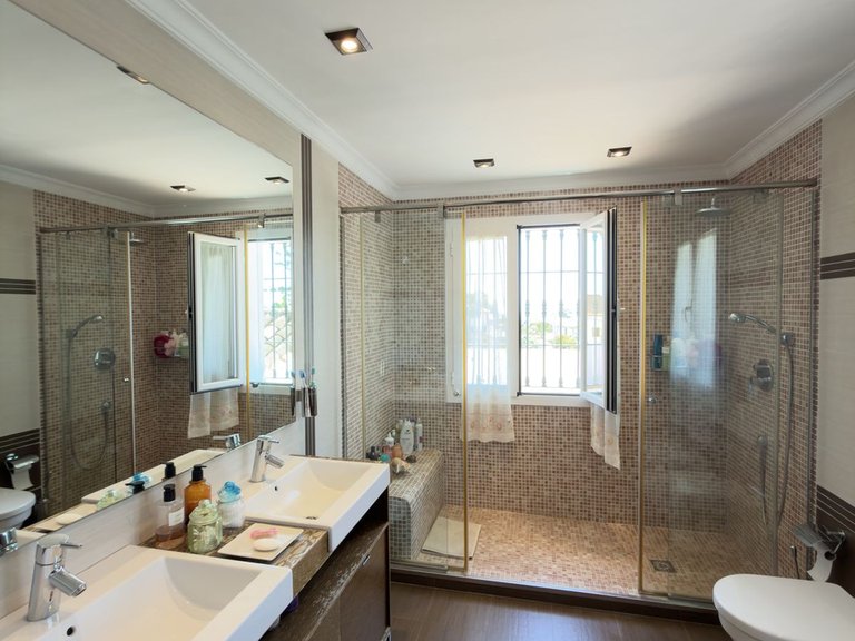 Villa for Sale in San Pedro De Alcántara, Malaga 29