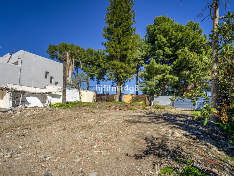 Plot for Sale in Nueva Andalucía, Malaga 7