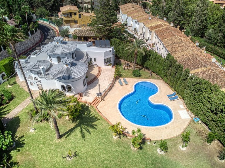 Villa for Sale in Costa del Sol, Benalmadena, Malaga 1