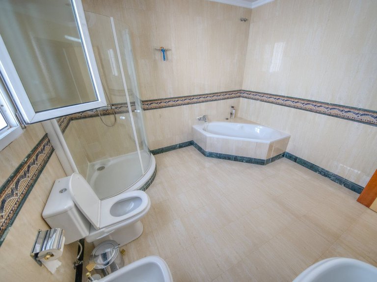 Villa for Sale in Costa del Sol, Benalmadena, Malaga 18
