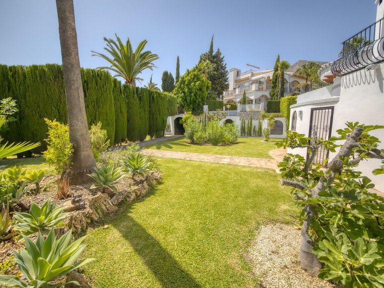 Villa for Sale in Costa del Sol, Benalmadena, Malaga 26