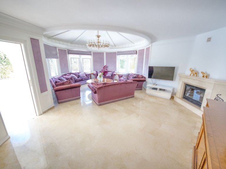 Villa for Sale in Costa del Sol, Benalmadena, Malaga 42