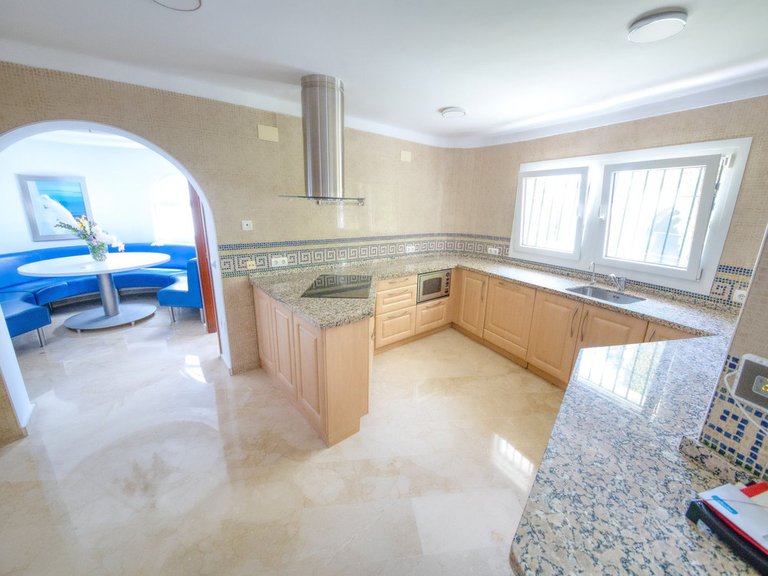 Villa for Sale in Costa del Sol, Benalmadena, Malaga 43