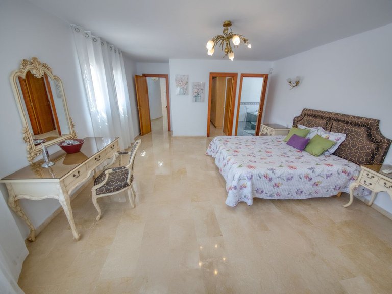 Villa for Sale in Costa del Sol, Benalmadena, Malaga 45