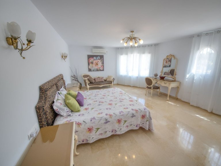 Villa for Sale in Costa del Sol, Benalmadena, Malaga 47