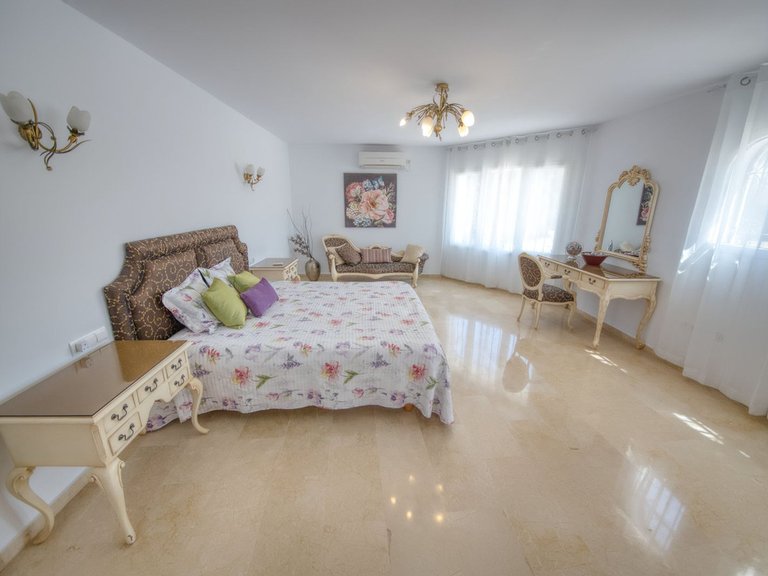 Villa for Sale in Costa del Sol, Benalmadena, Malaga 52