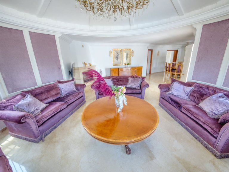 Villa for Sale in Costa del Sol, Benalmadena, Malaga 8
