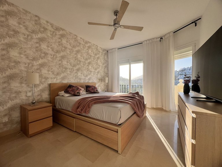 Apartment for Sale in La Quinta, Malaga 10