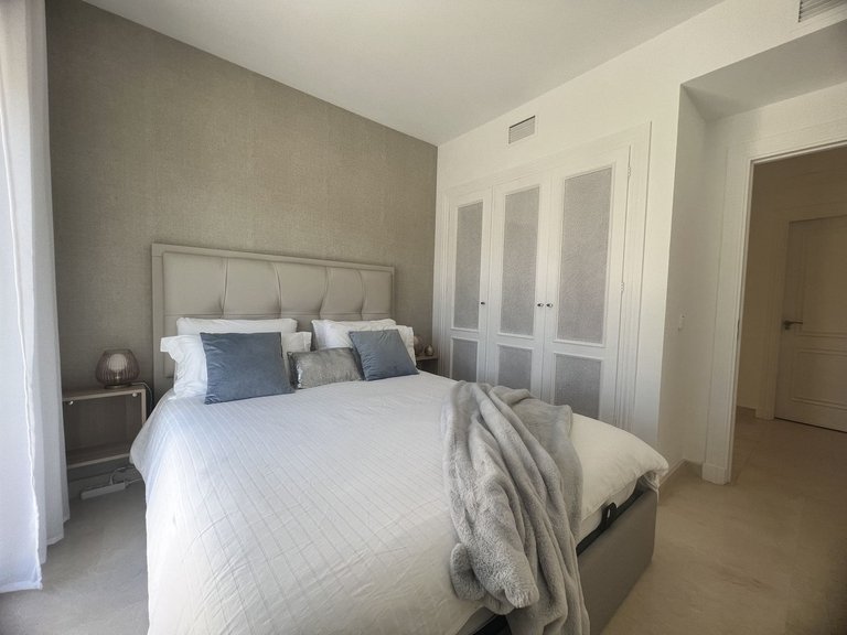 Apartment for Sale in La Quinta, Malaga 13