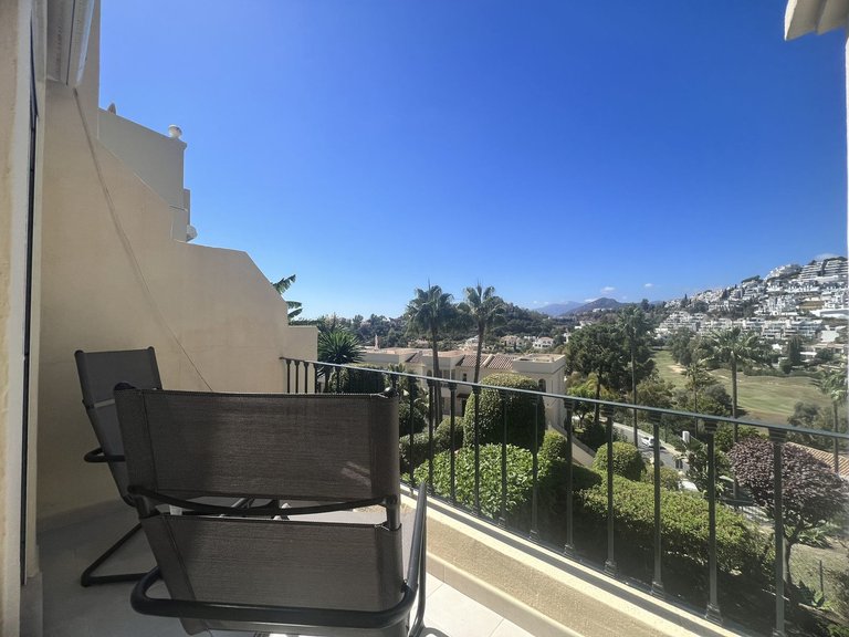 Apartment for Sale in La Quinta, Malaga 26