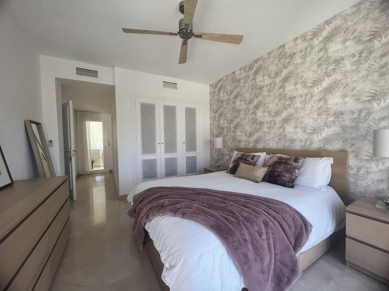 Apartment for Sale in La Quinta, Malaga 3