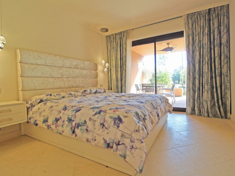 Apartment for Sale in Guadalmina Baja, Malaga 11