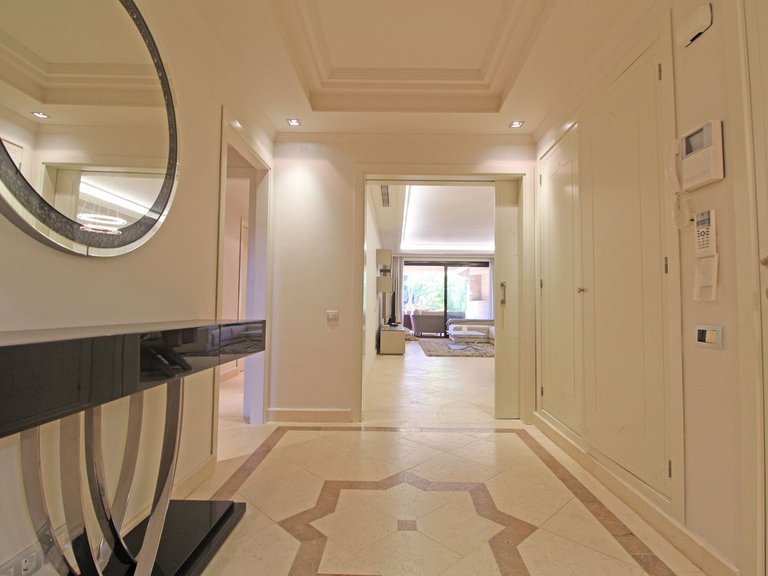 Apartment for Sale in Guadalmina Baja, Malaga 6