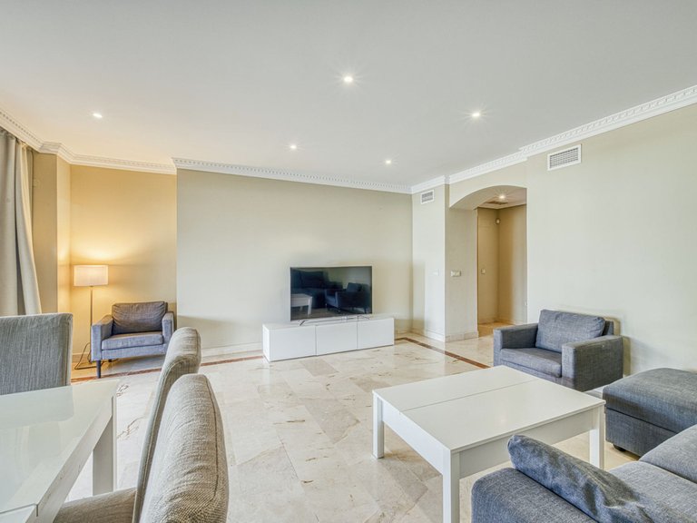 Apartment for Sale in Benahavís, Malaga 2