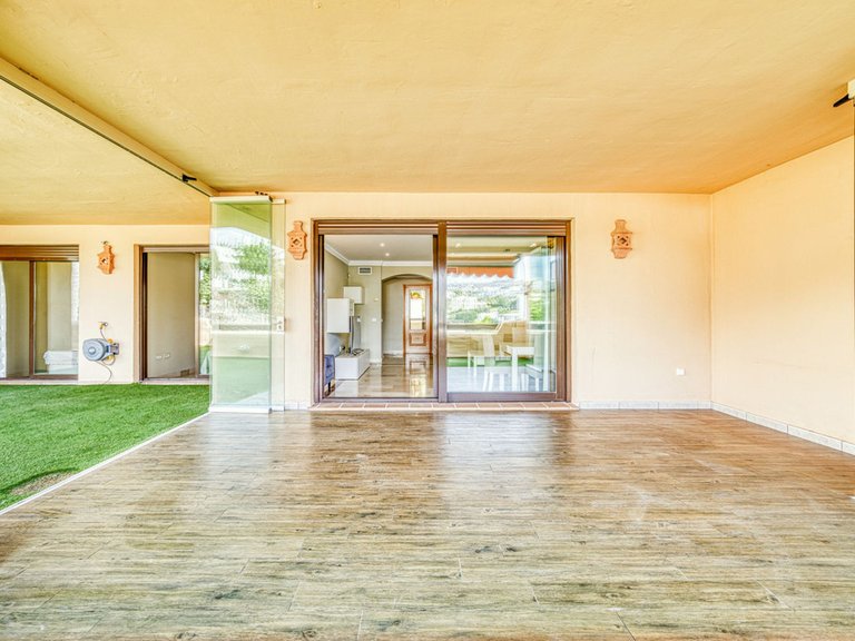 Apartment for Sale in Benahavís, Malaga 36