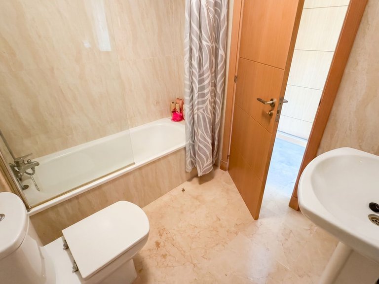 Apartment for Sale in La Duquesa, Malaga 15