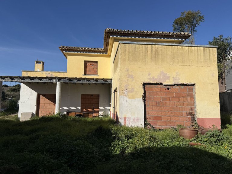 Villa for Sale in Estepona, Malaga 10