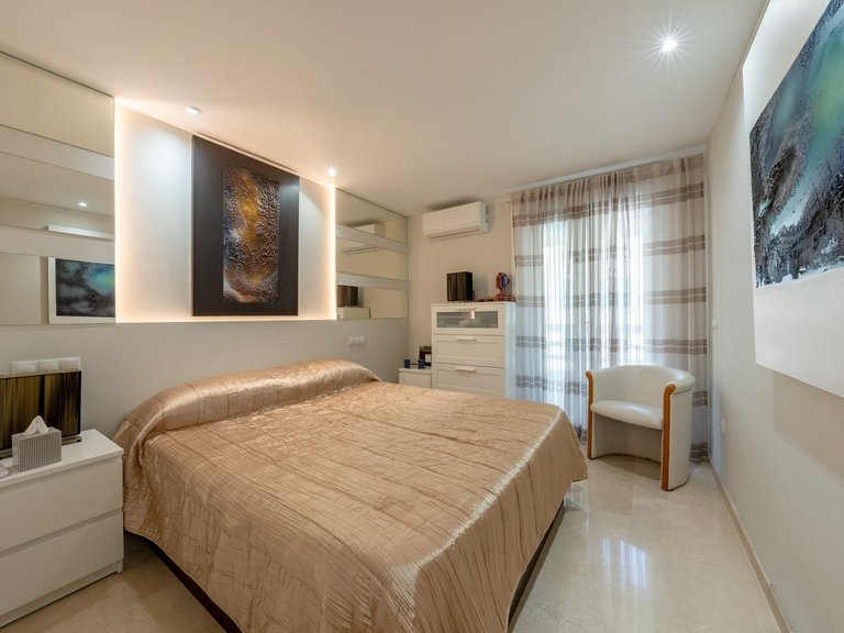 Apartment for Sale in Marbella, Malaga 10
