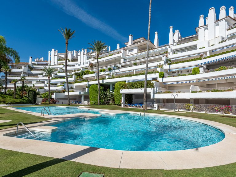 Apartment for Sale in Río Real, Malaga 7