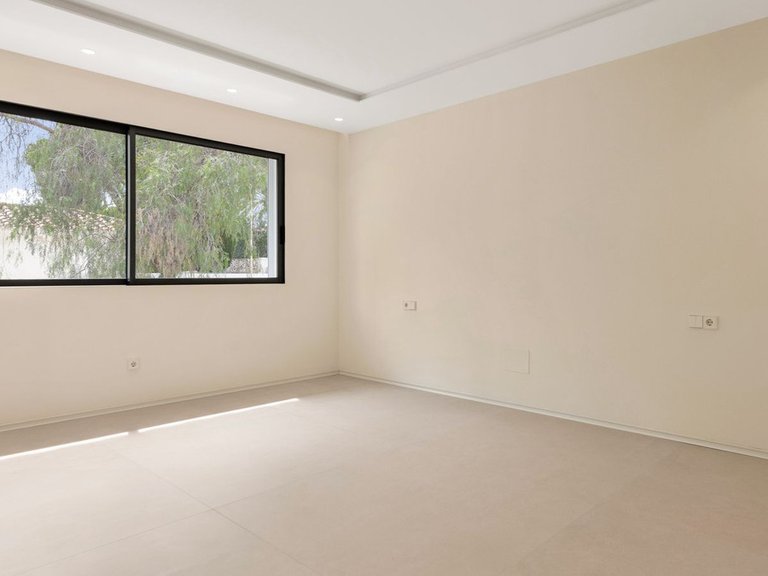 Villa for Sale in Guadalmina Alta, Malaga 34