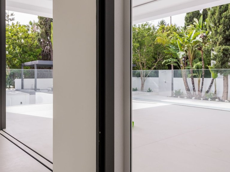 Villa for Sale in Guadalmina Alta, Malaga 36