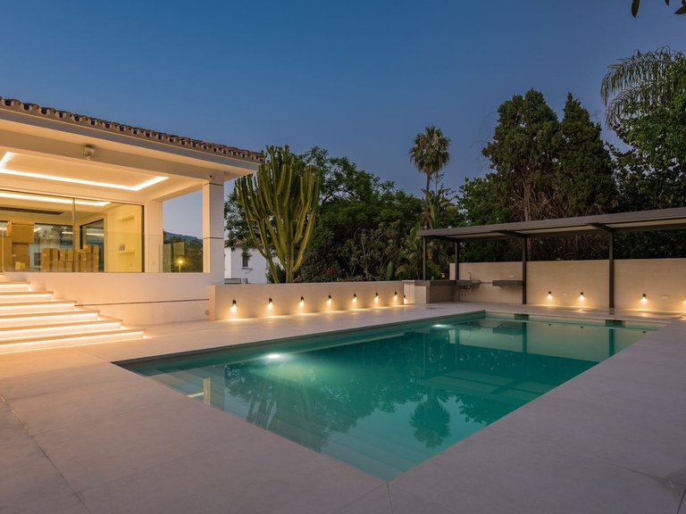 Villa for Sale in Guadalmina Alta, Malaga 51