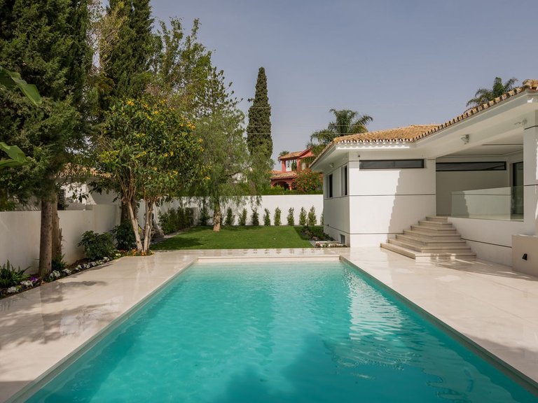 Villa for Sale in Guadalmina Alta, Malaga 53