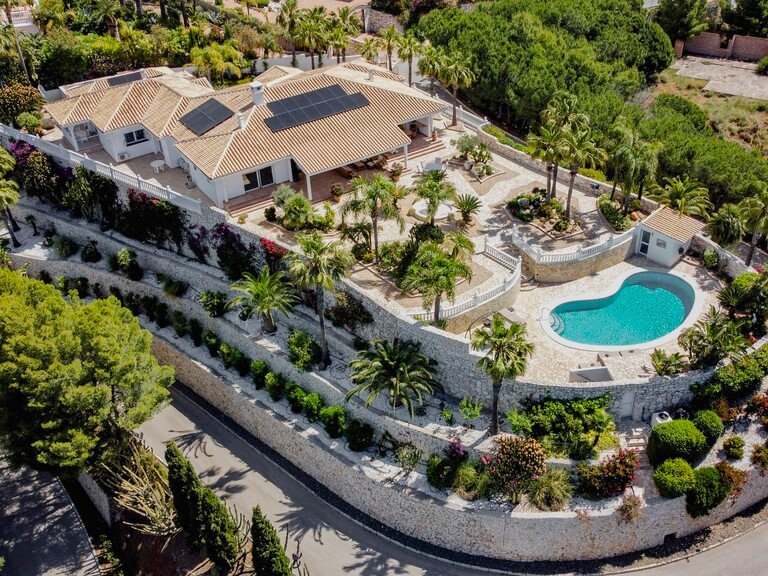 Villa for Sale in Valtocado, Malaga 1