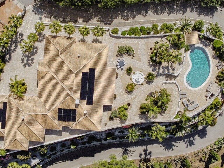 Villa for Sale in Valtocado, Malaga 4