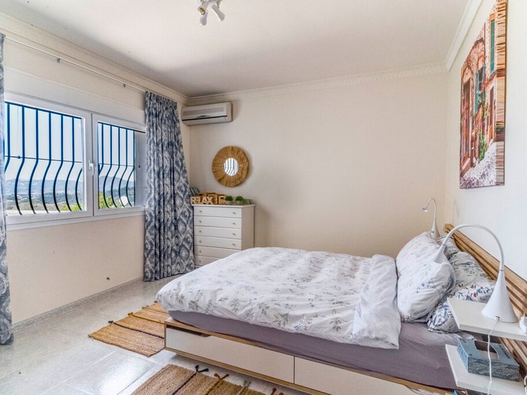 Villa for Sale in Valtocado, Malaga 45