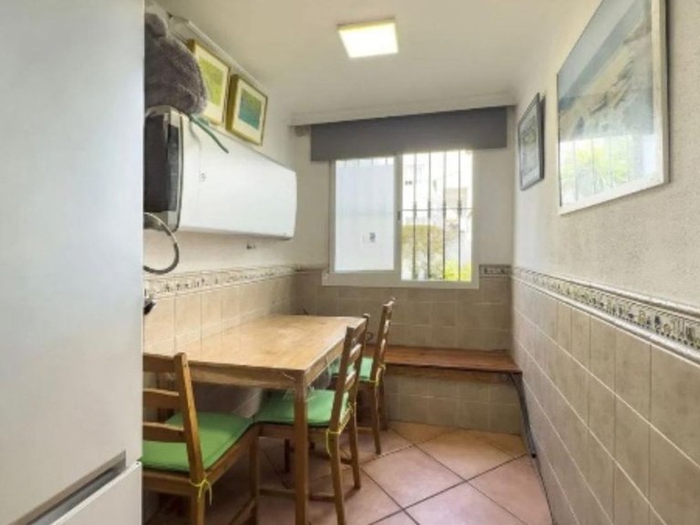 Villa for Sale in Estepona, Malaga 11